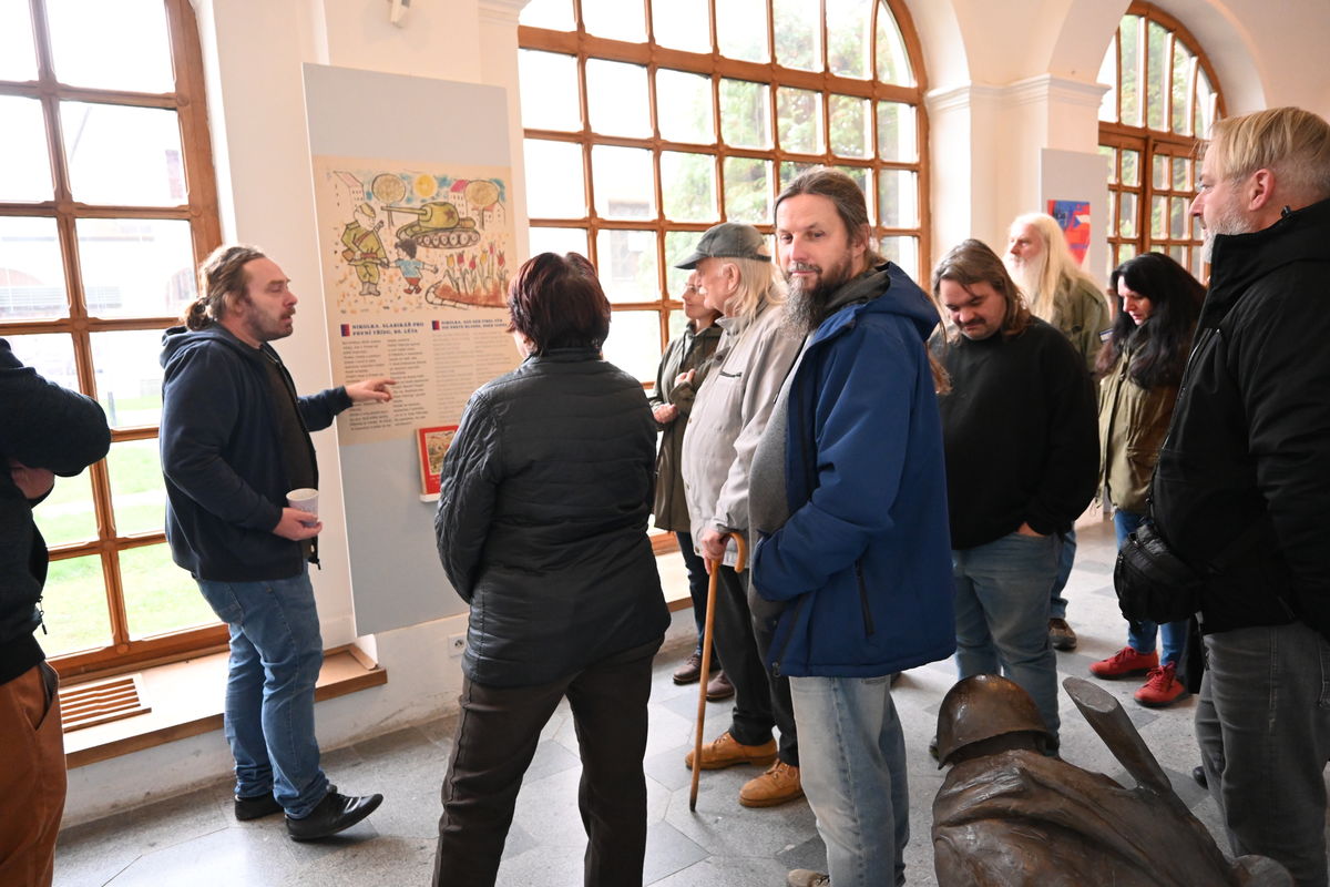 Komentovaná prohlídka výstavy Narativ 1945